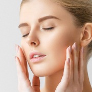 ameliyatsiz-yuz-germe-op-dr-can-isler